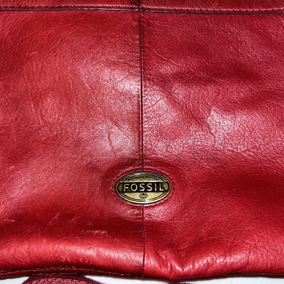 FOSSIL "EXPLORER" FOLD OVER CROSSBODY/ DOUBLE HANDLE RED LEATHER TOTE - Picture 5 of 12
